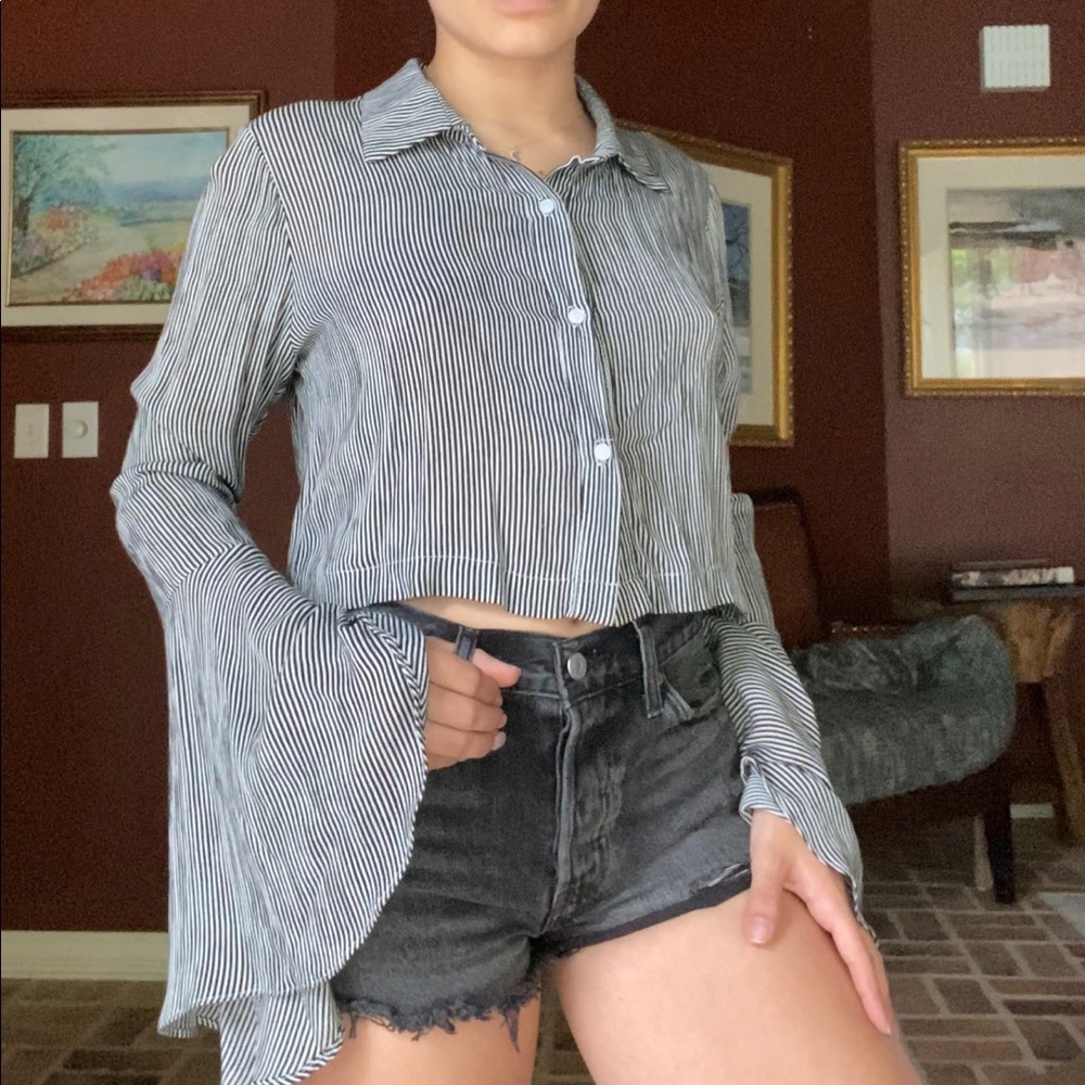 Long Sleeve Flare Stripped Crop Top